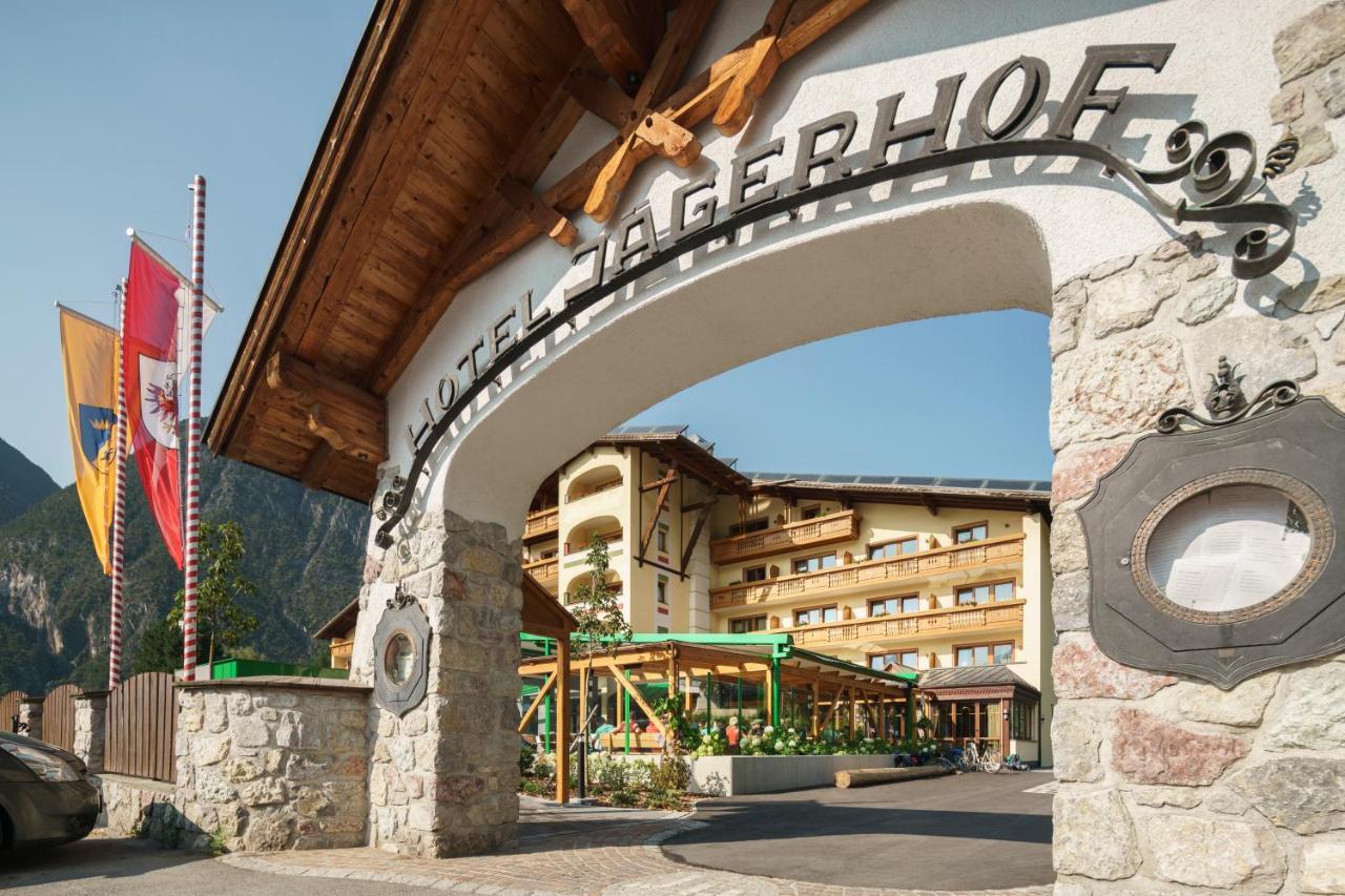 Hotel Jaegerhof Zams Exterior photo